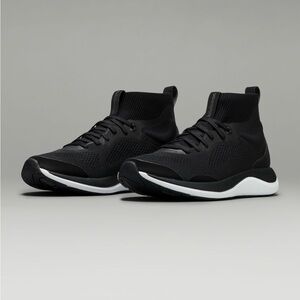 Lululemon Women's Chargefeel Mid Workout Shoe